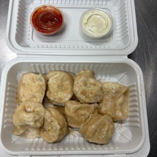 Paneer Momos (Steamed)