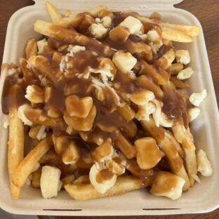 Classic Poutine
