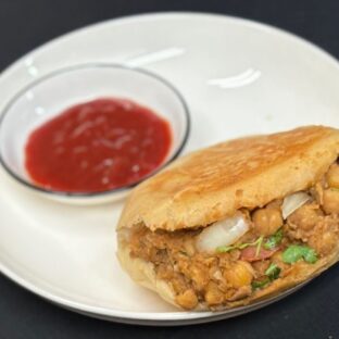 Stuffed Kulcha